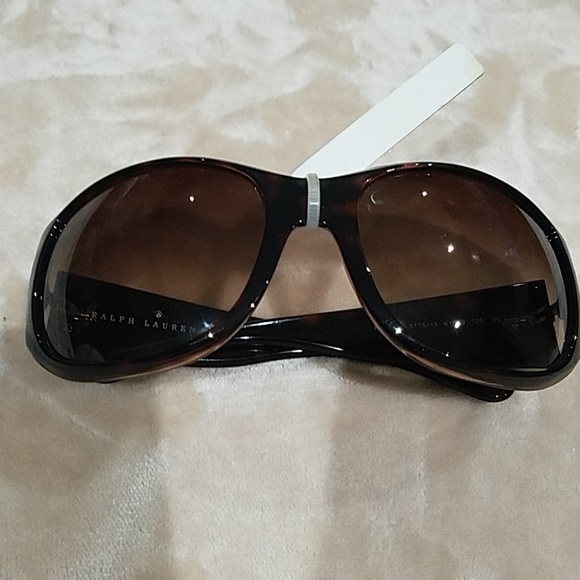 Ralph Lauren Sunglasses - Picture 9 of 9